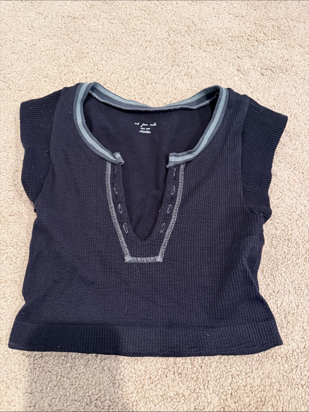 Out from under urban outfitters black Ribbed cropped top sz XS/S